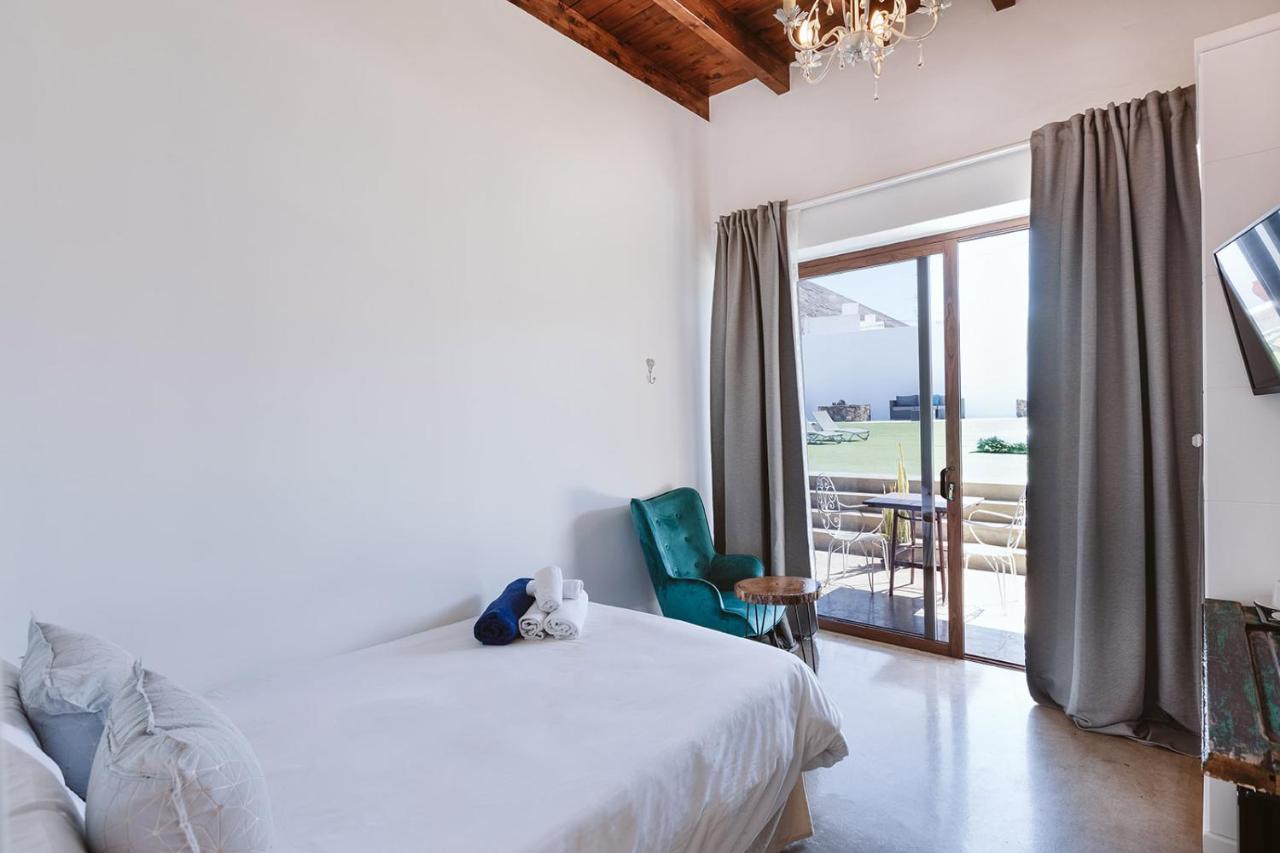 Hotelito Rural Flor De Timanfaya ตินาโค ภายนอก รูปภาพ