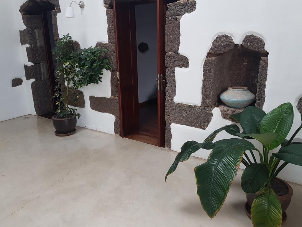 Hotelito Rural Flor De Timanfaya ตินาโค ภายนอก รูปภาพ