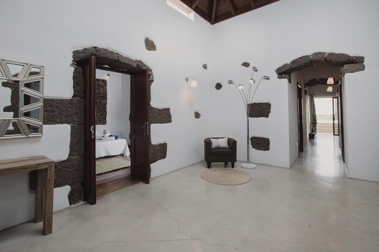 Hotelito Rural Flor De Timanfaya ตินาโค ภายนอก รูปภาพ