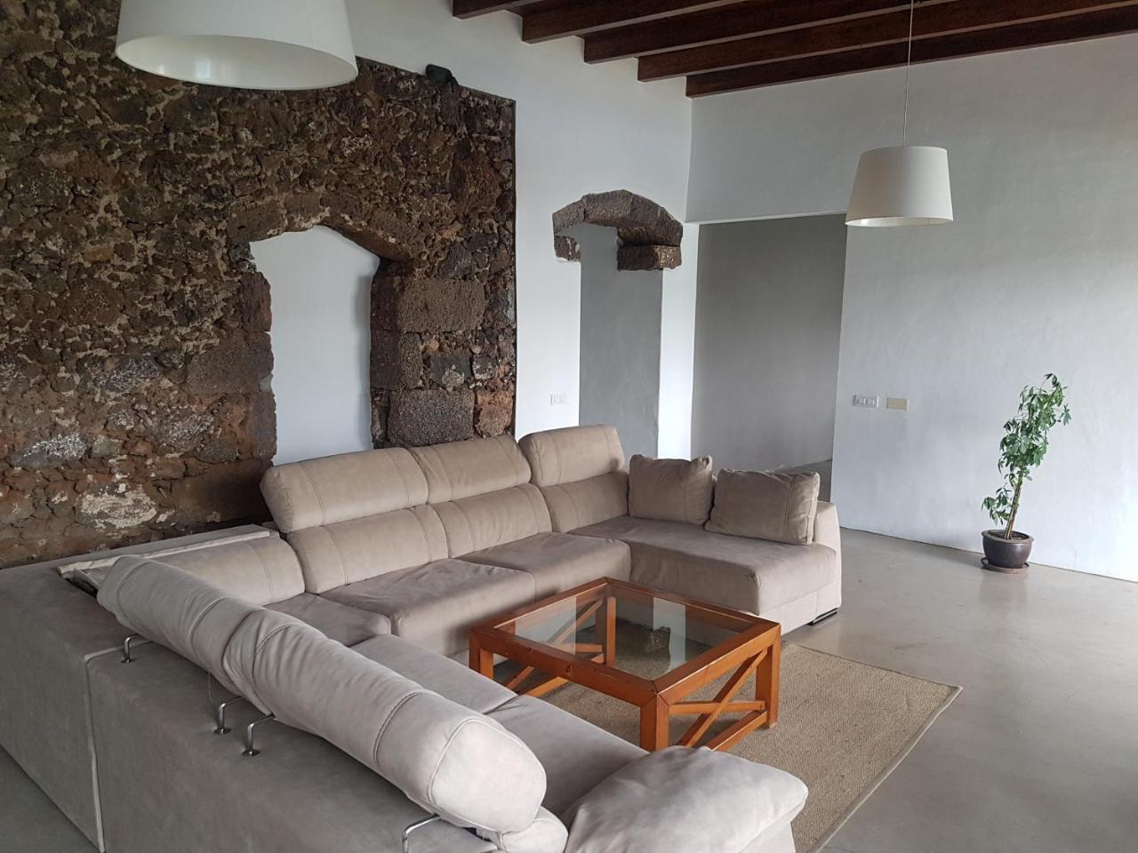 Hotelito Rural Flor De Timanfaya ตินาโค ภายนอก รูปภาพ